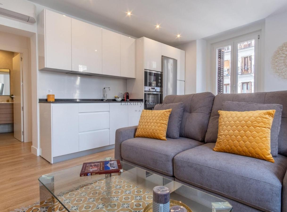 Charming Apartment For 4 Steps Away From Mercado De San Miguel , Calle Mayor IV 마드리드 외부 사진